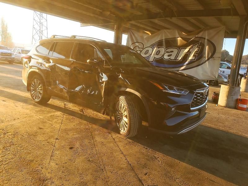 2021 Toyota Highlander Platinum