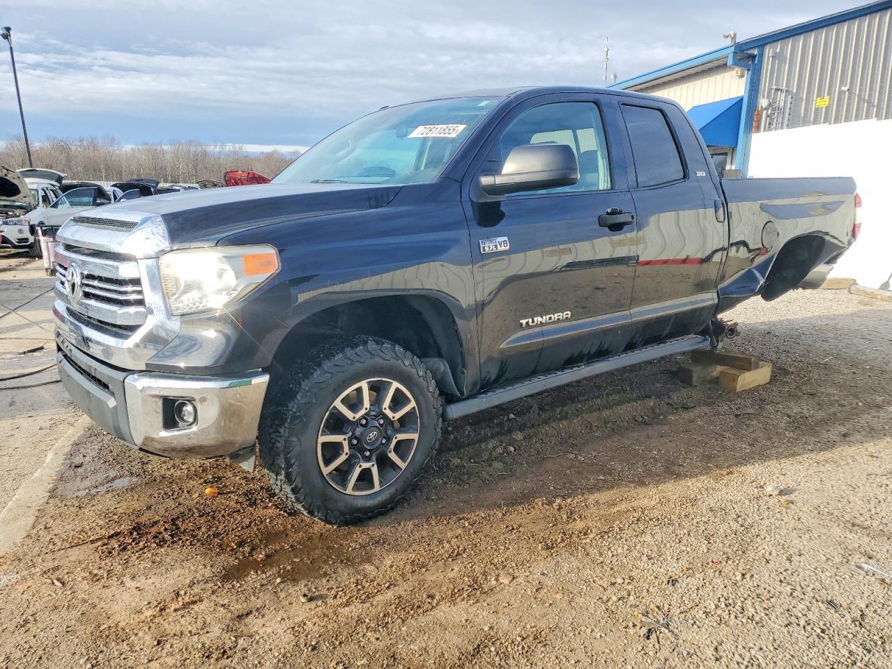 2017 Toyota Tundra SR5