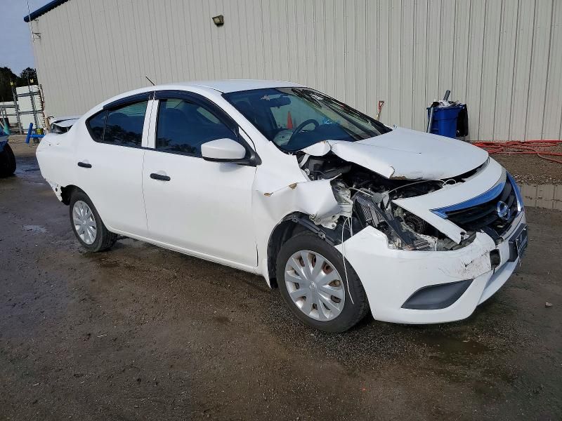 2018 Nissan Versa s