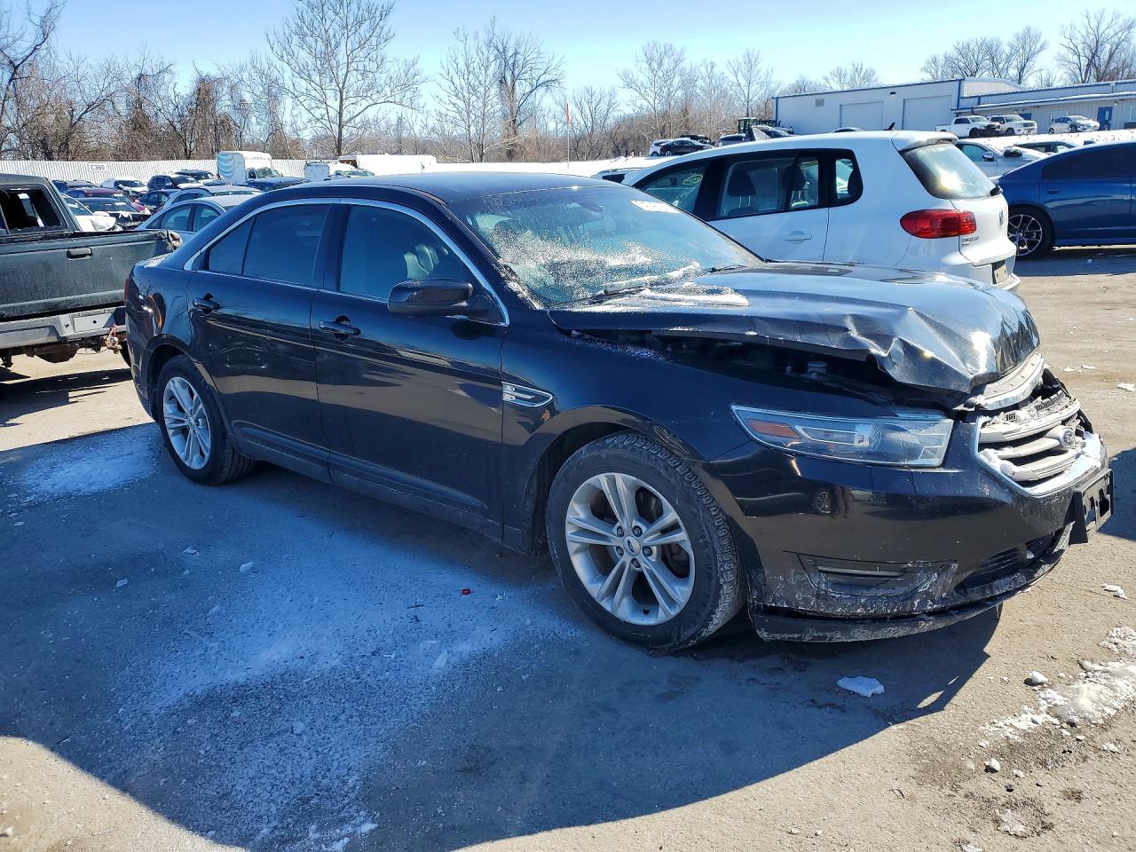 2014 Ford Taurus sel