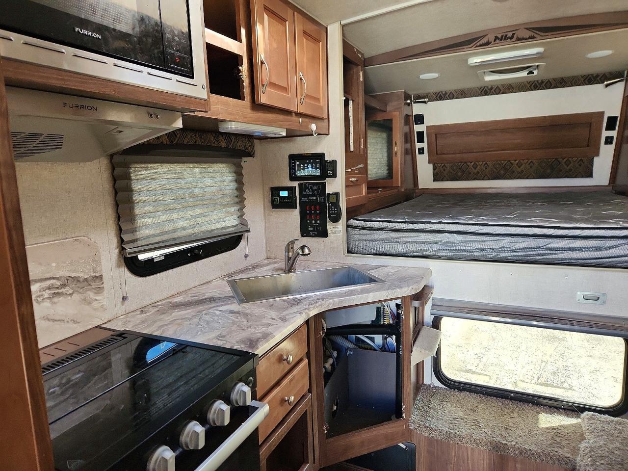 2023 Northwood Hwood MFG Arctic Fox Camper