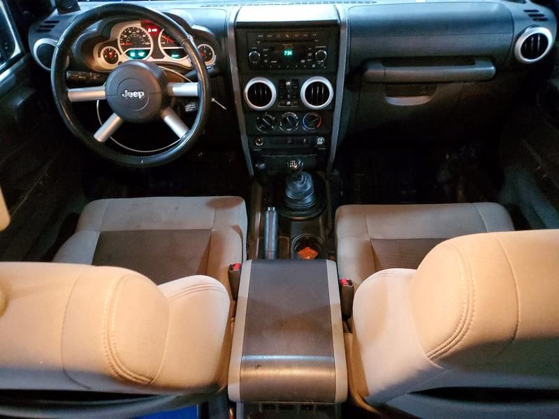 2010 Jeep Wrangler Unlimited Sahara