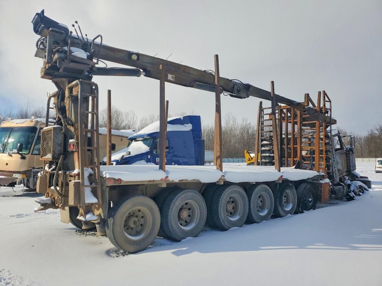 2005 Western Star 2005 Westenstar Convention-Flat BED Truck