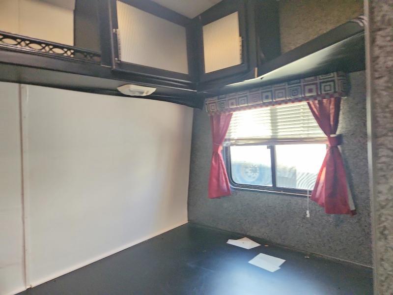 2005 Fleetwood Gear BOX Camper