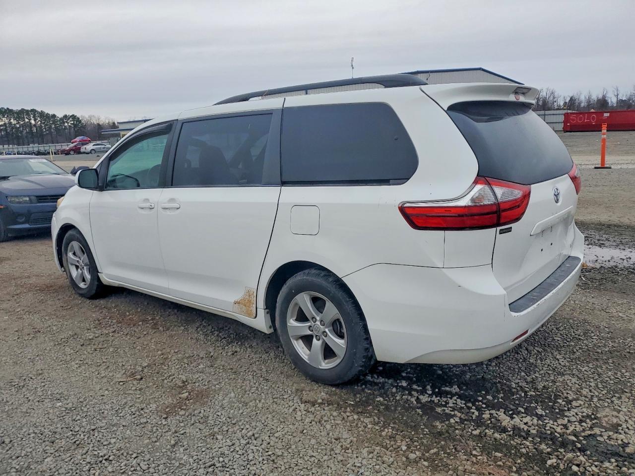 2015 Toyota Sienna le