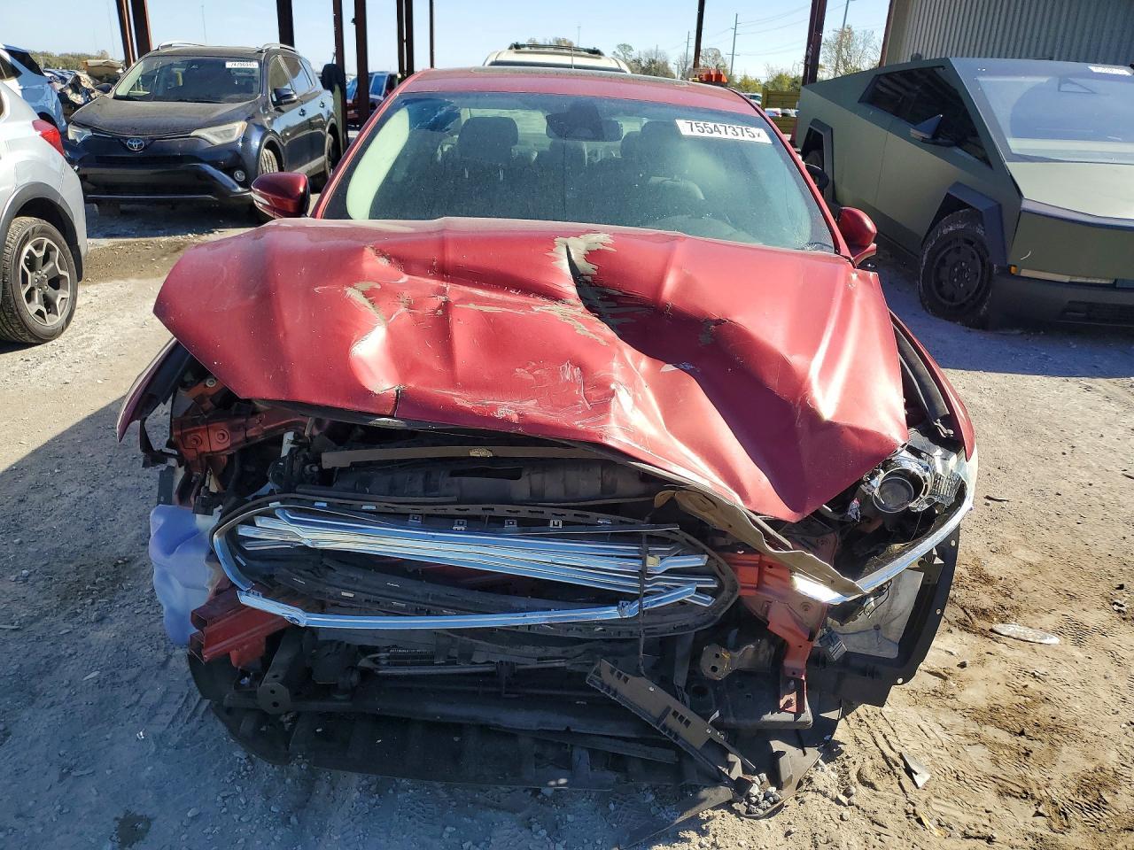 2014 Ford Fusion Titanium hev