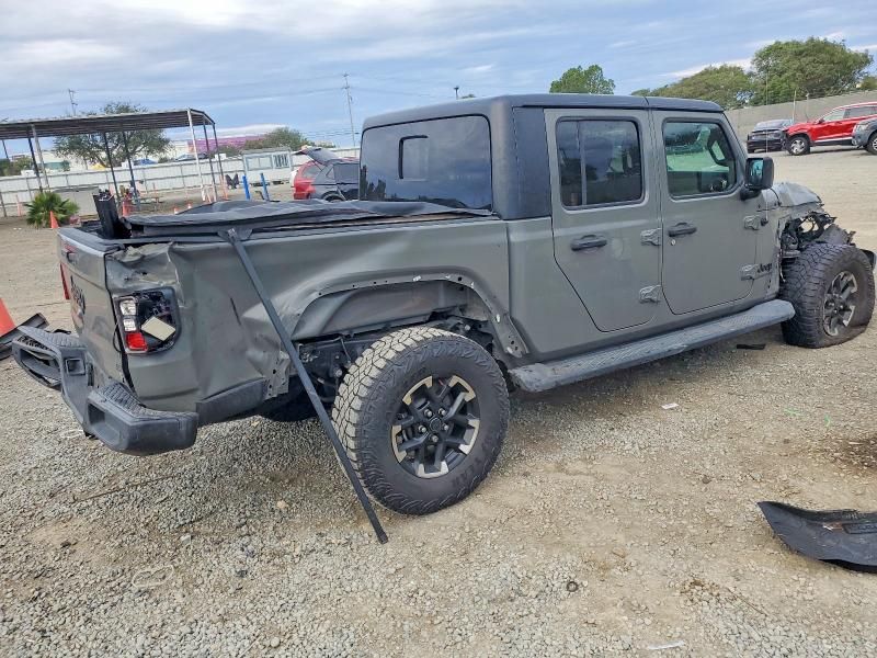 2021 Jeep Gladiator Sport