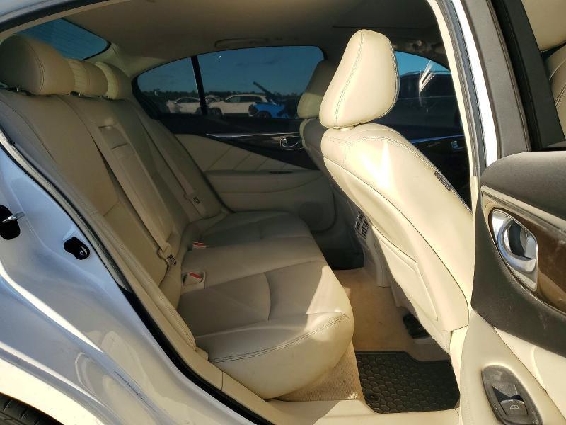 2018 Infiniti Q50 Luxe