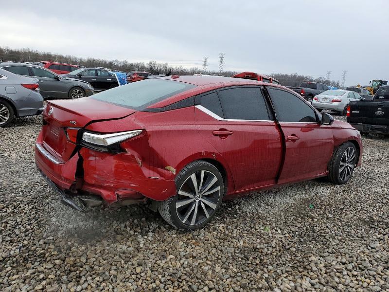 2020 Nissan Altima sr