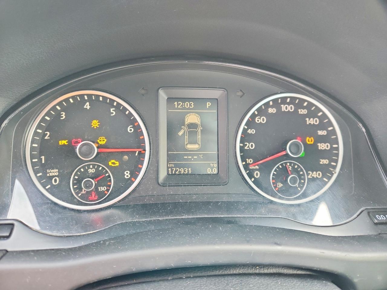 2011 Volkswagen Tiguan s