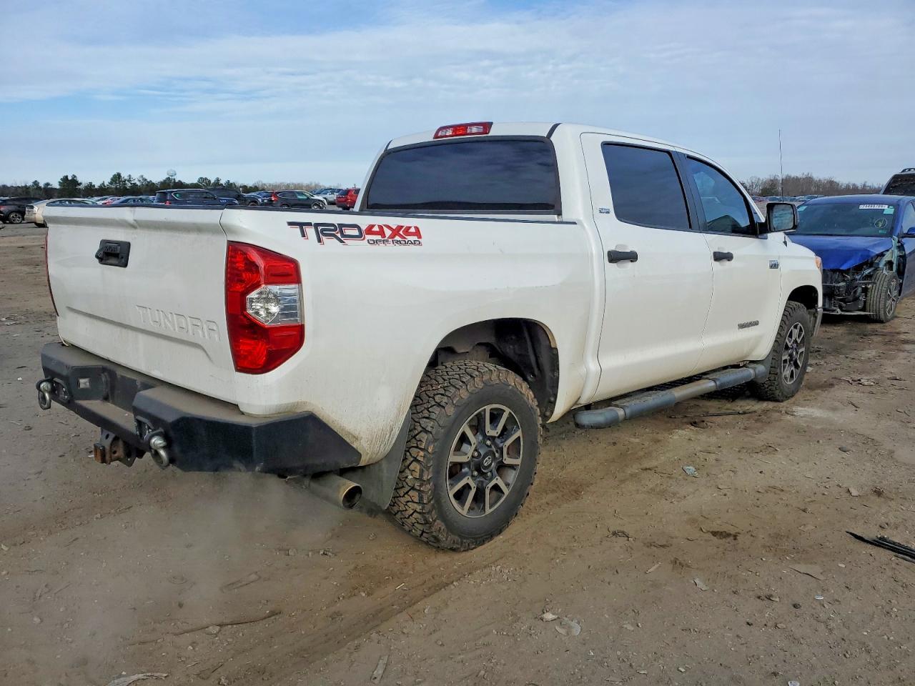 2016 Toyota Tundra Crewmax SR5