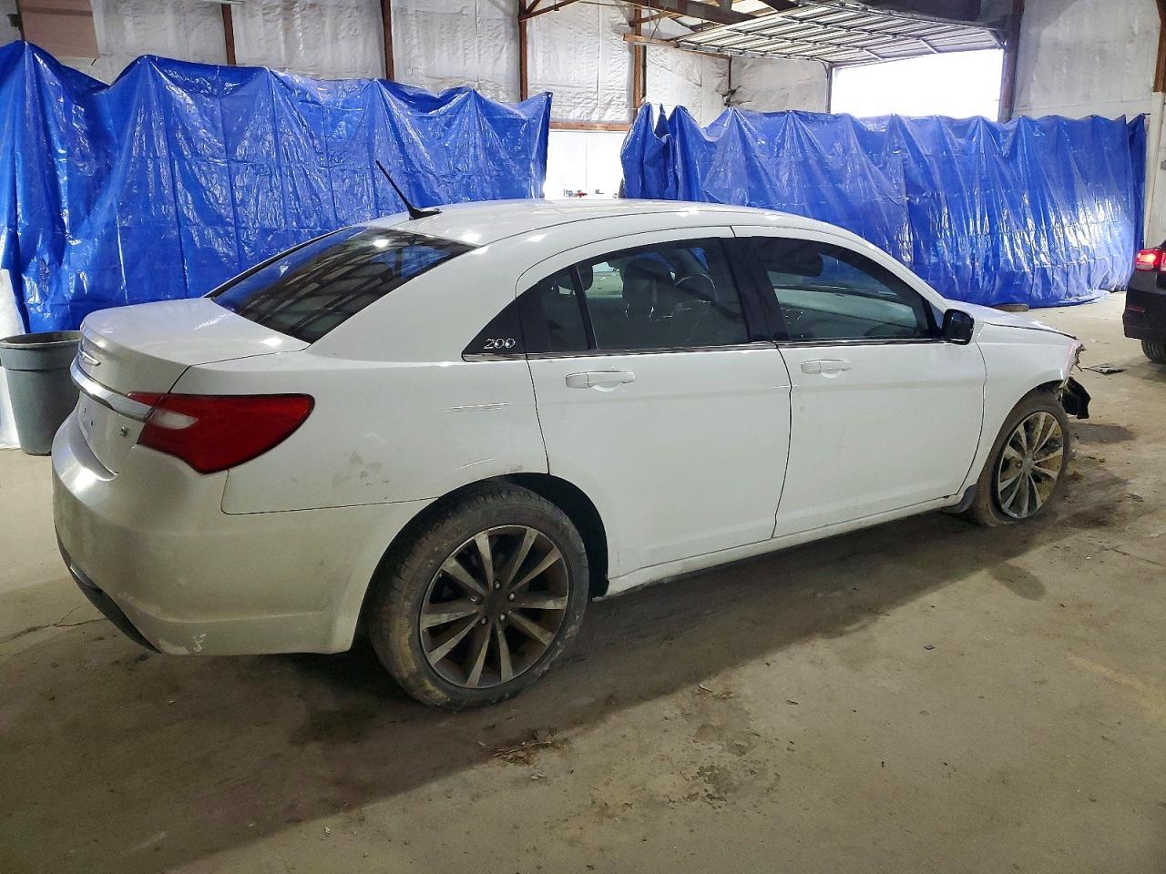 2012 Chrysler 200 Touring