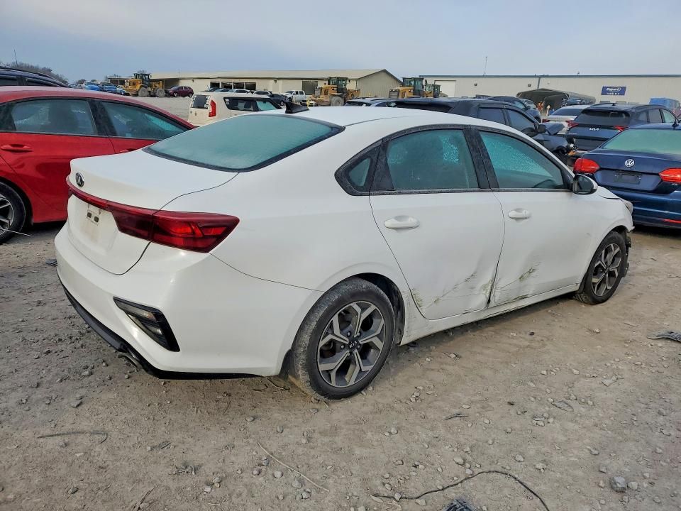 2021 KIA Forte fe