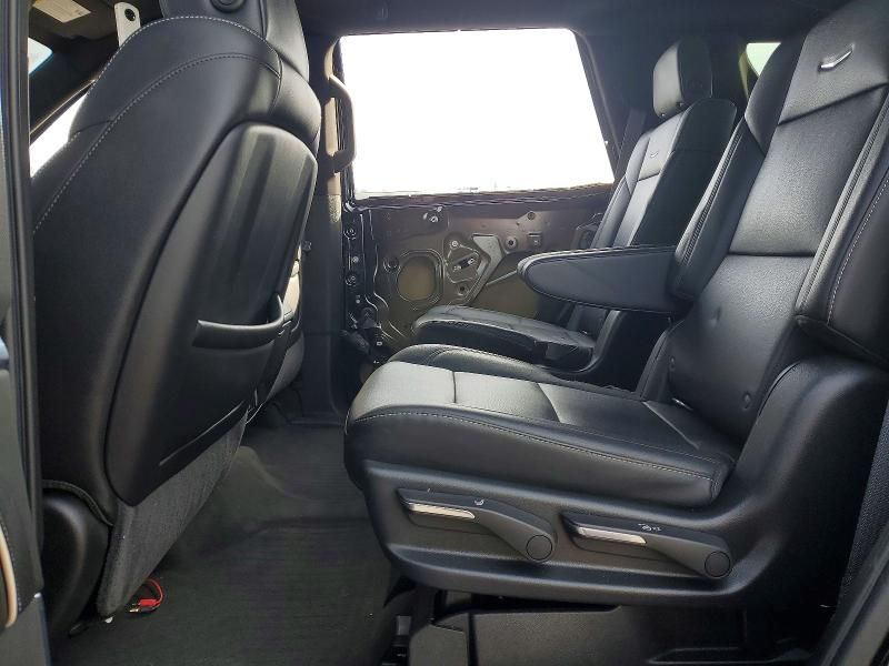 2021 Cadillac Escalade Luxury