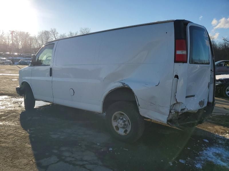 2007 Chevrolet Express G2500 Delivery Van