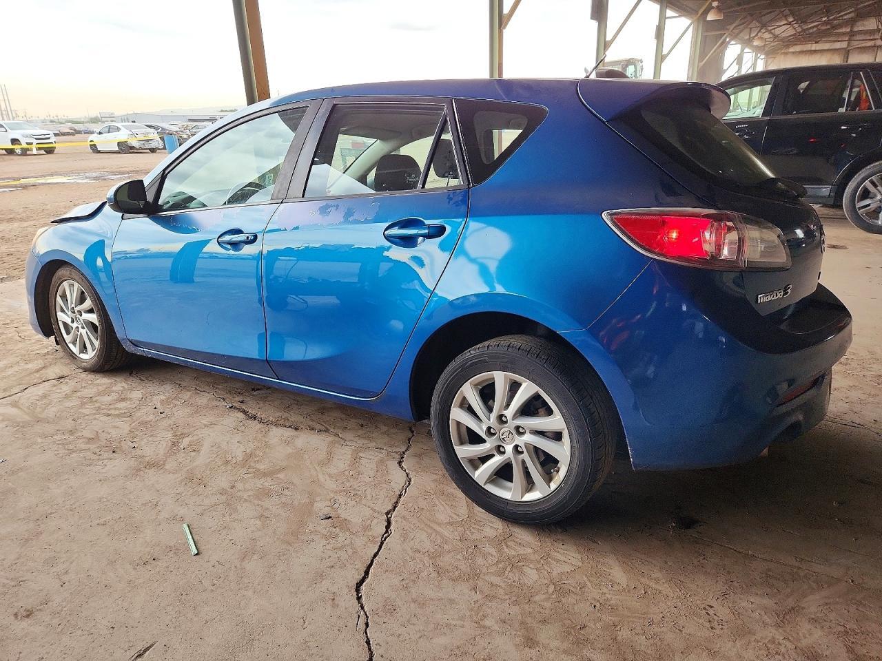 2012 Mazda 3 I