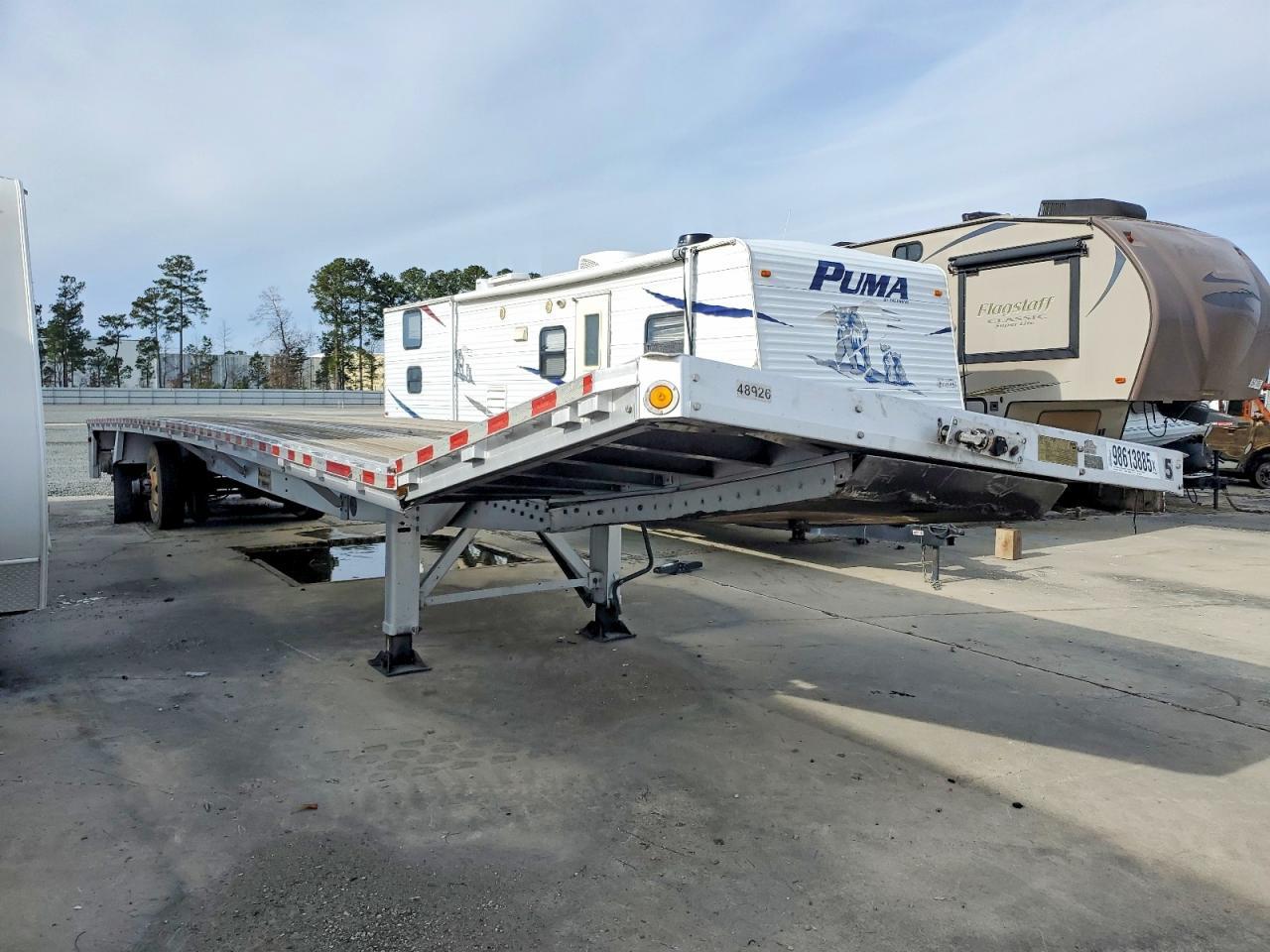 2020 Reitnouer Flatbed Trailer