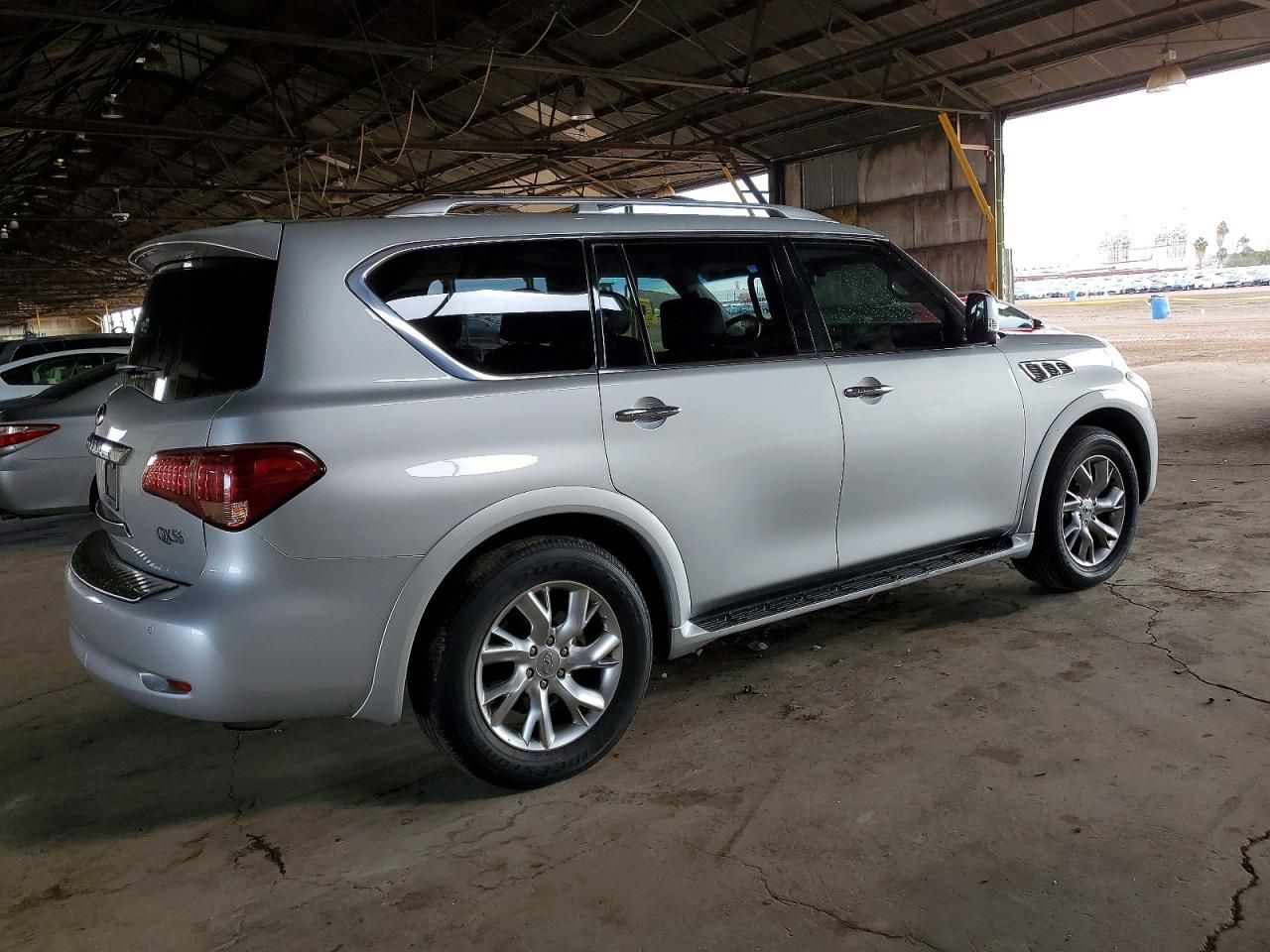 2011 Infiniti Qx56