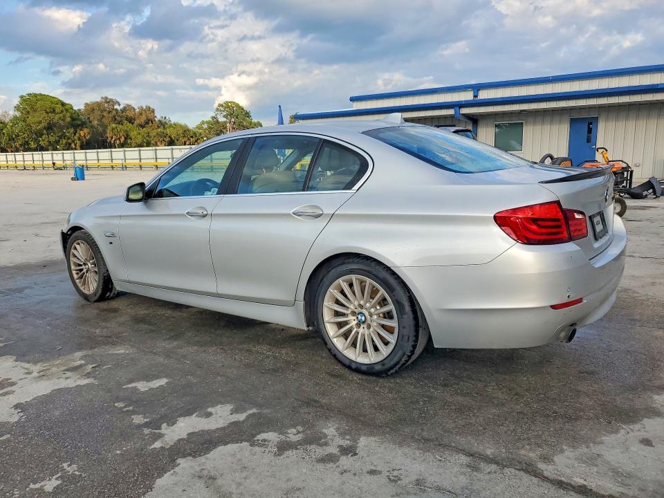 2012 BMW 535 i