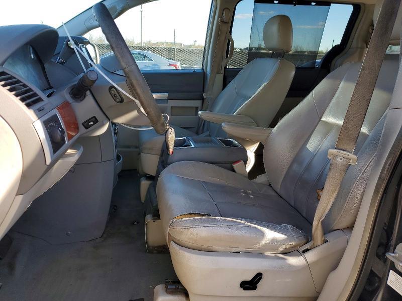 2008 Chrysler Town & Country Touring
