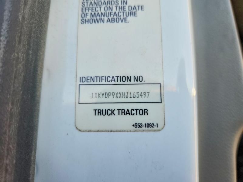 2017 Kenworth T680 Semi Truck