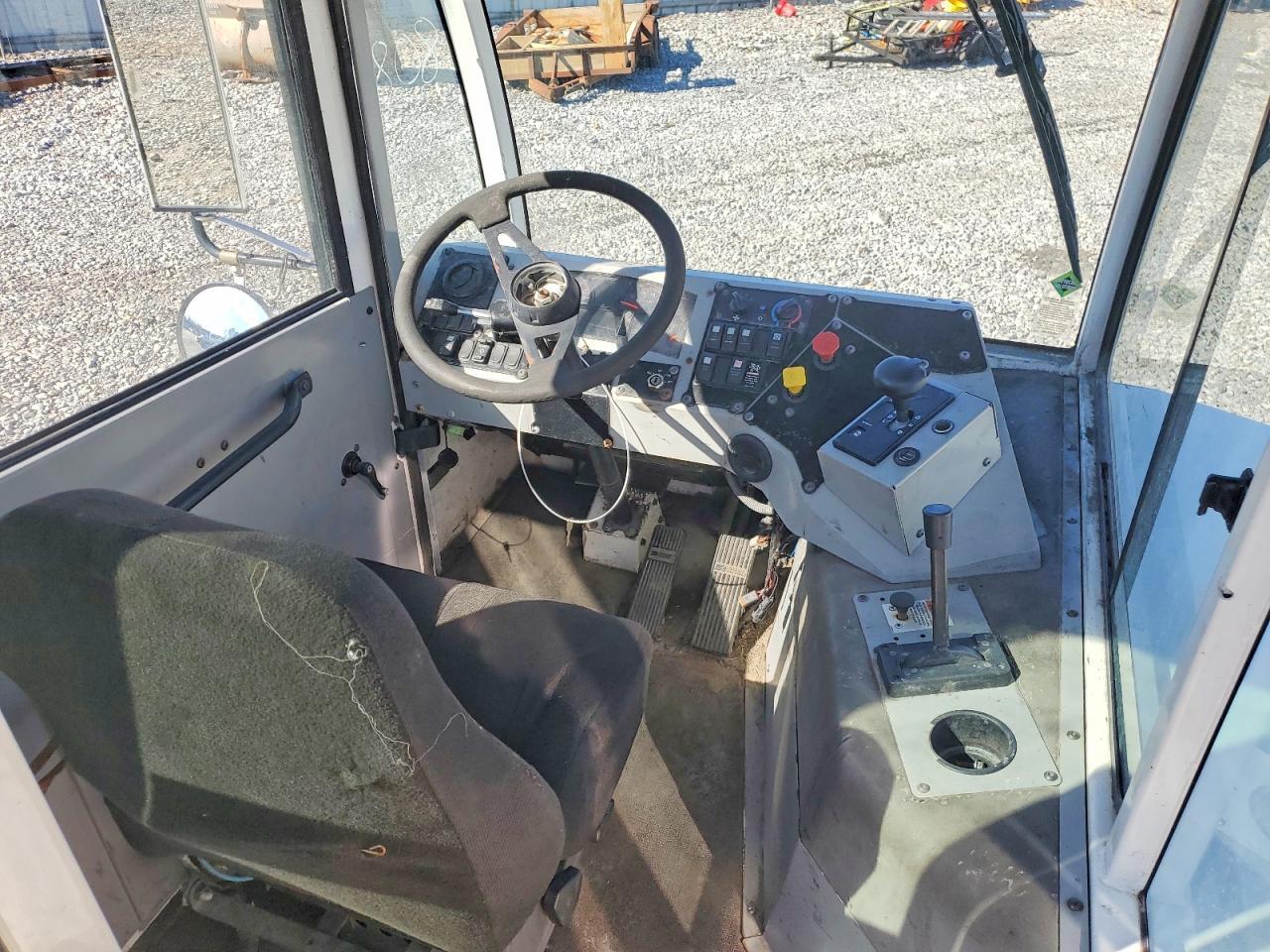 2022 Autocar Llc Xspotter OFF-HIGHWAY Yard Truck