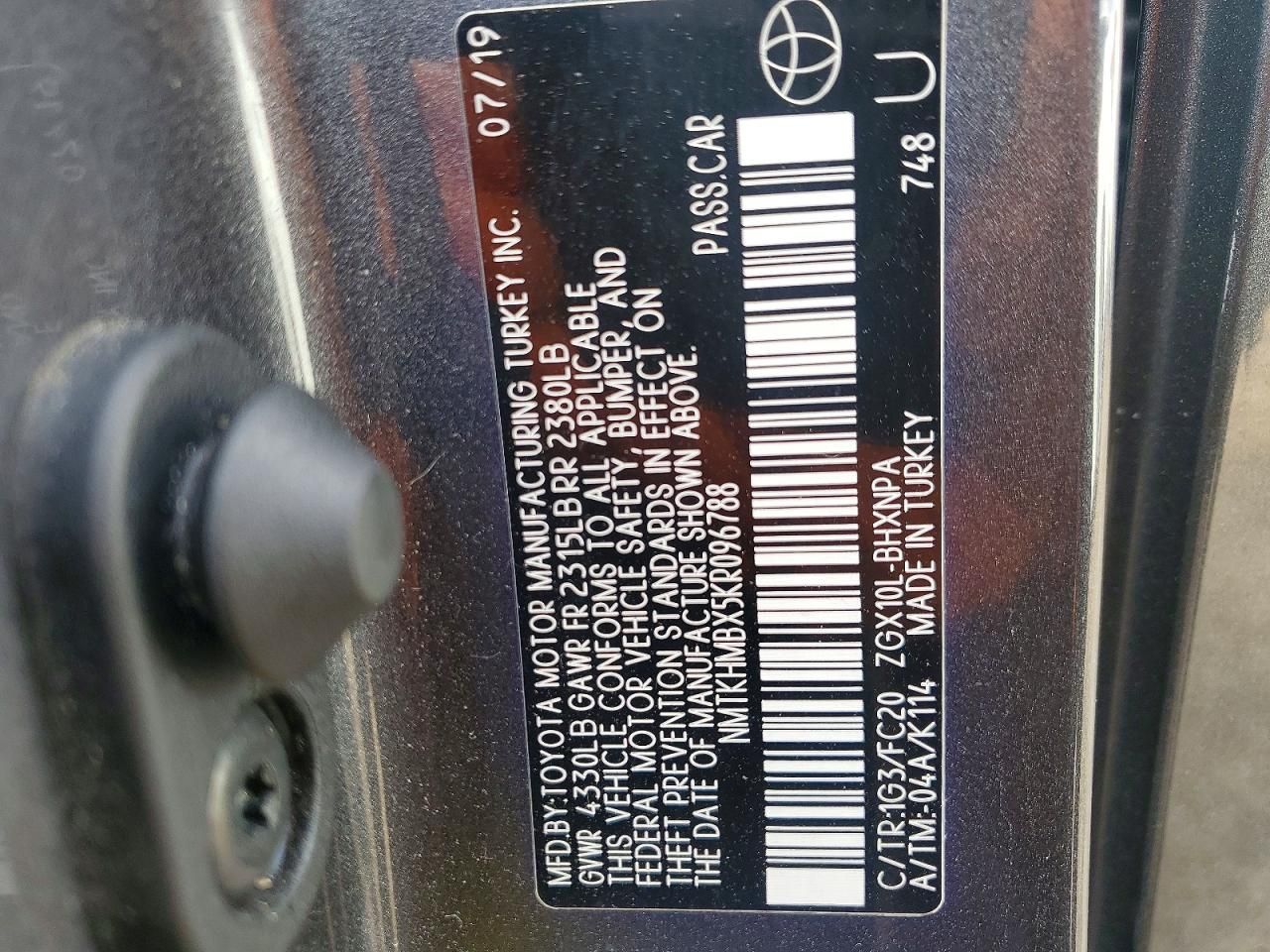 2019 Toyota C-hr xle