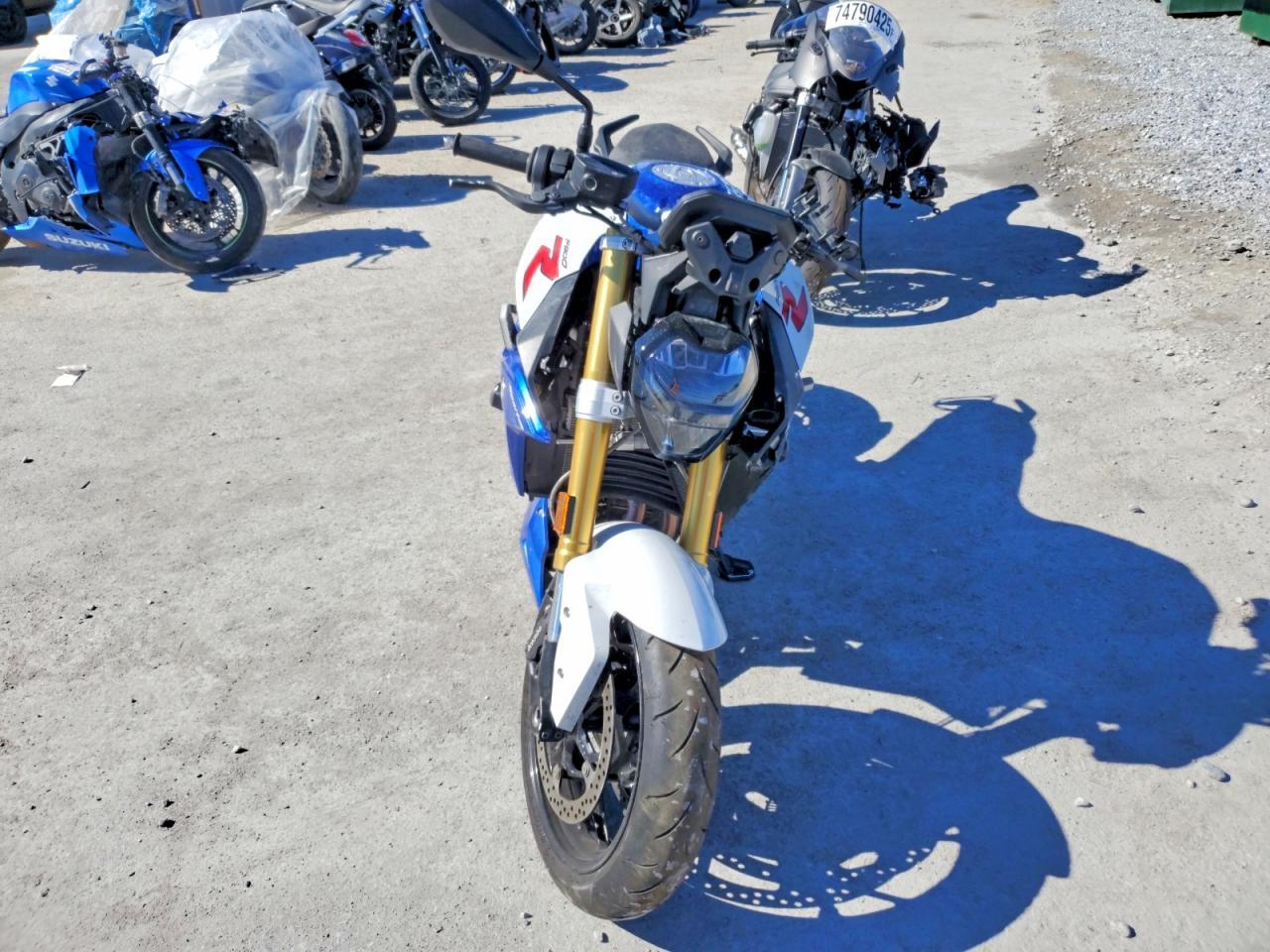 2023 BMW F 900 R