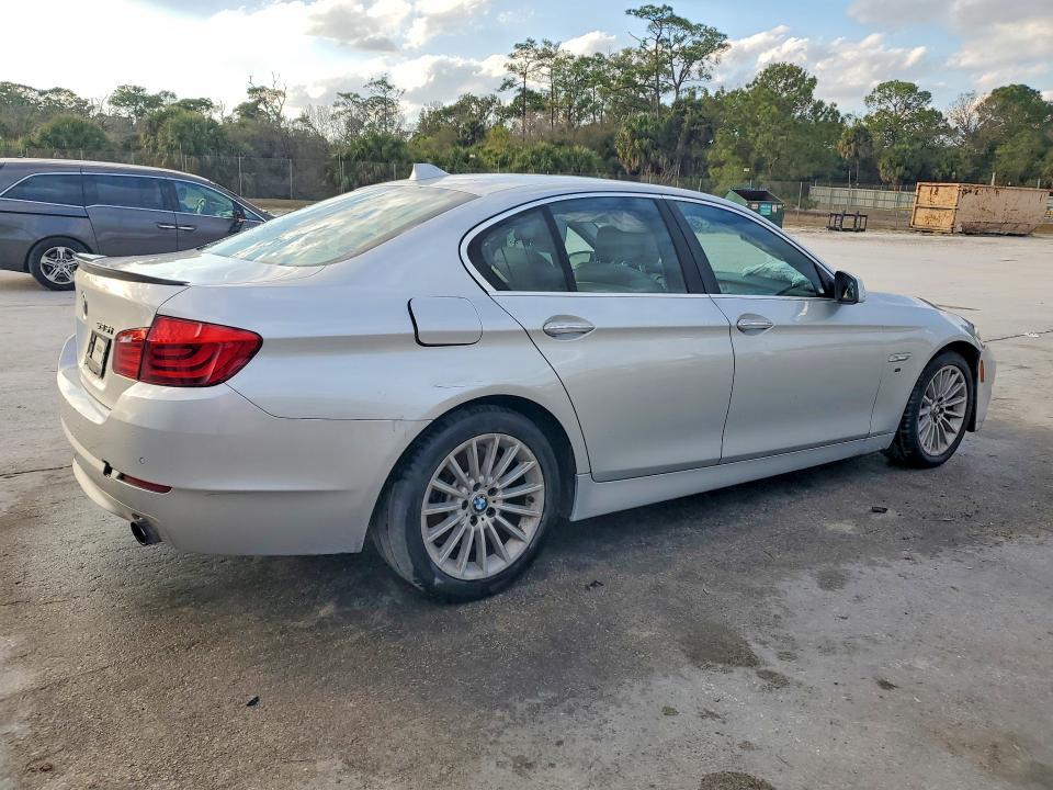2012 BMW 535 i