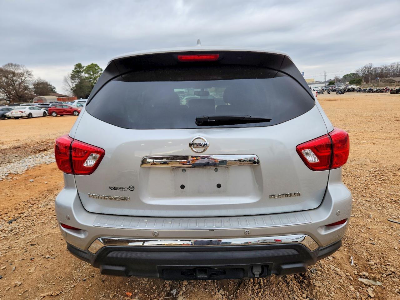 2019 Nissan Pathfinder s