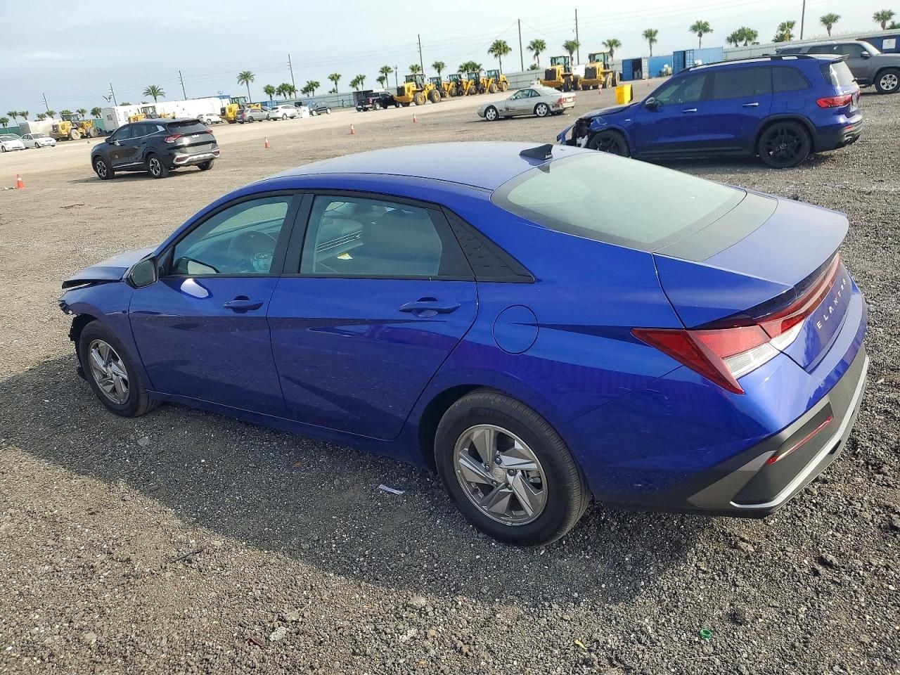 2025 Hyundai Elantra se