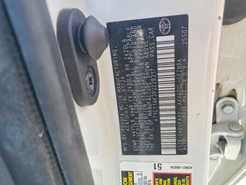 2024 Toyota Camry le