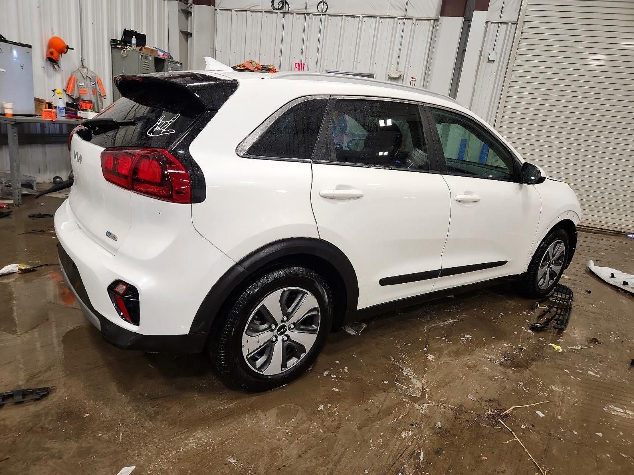 2022 KIA Niro lx