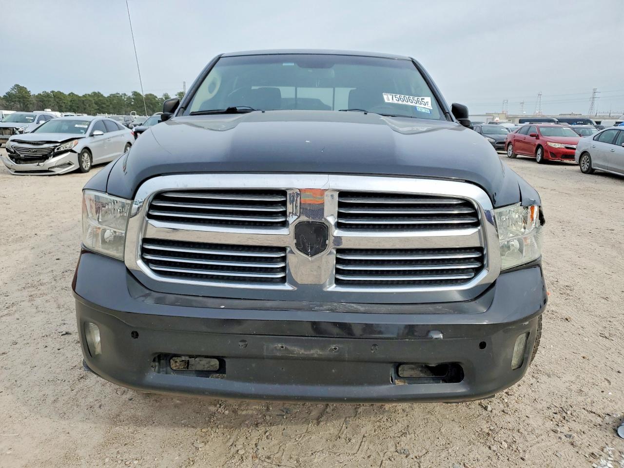 2014 Dodge RAM 1500 SLT