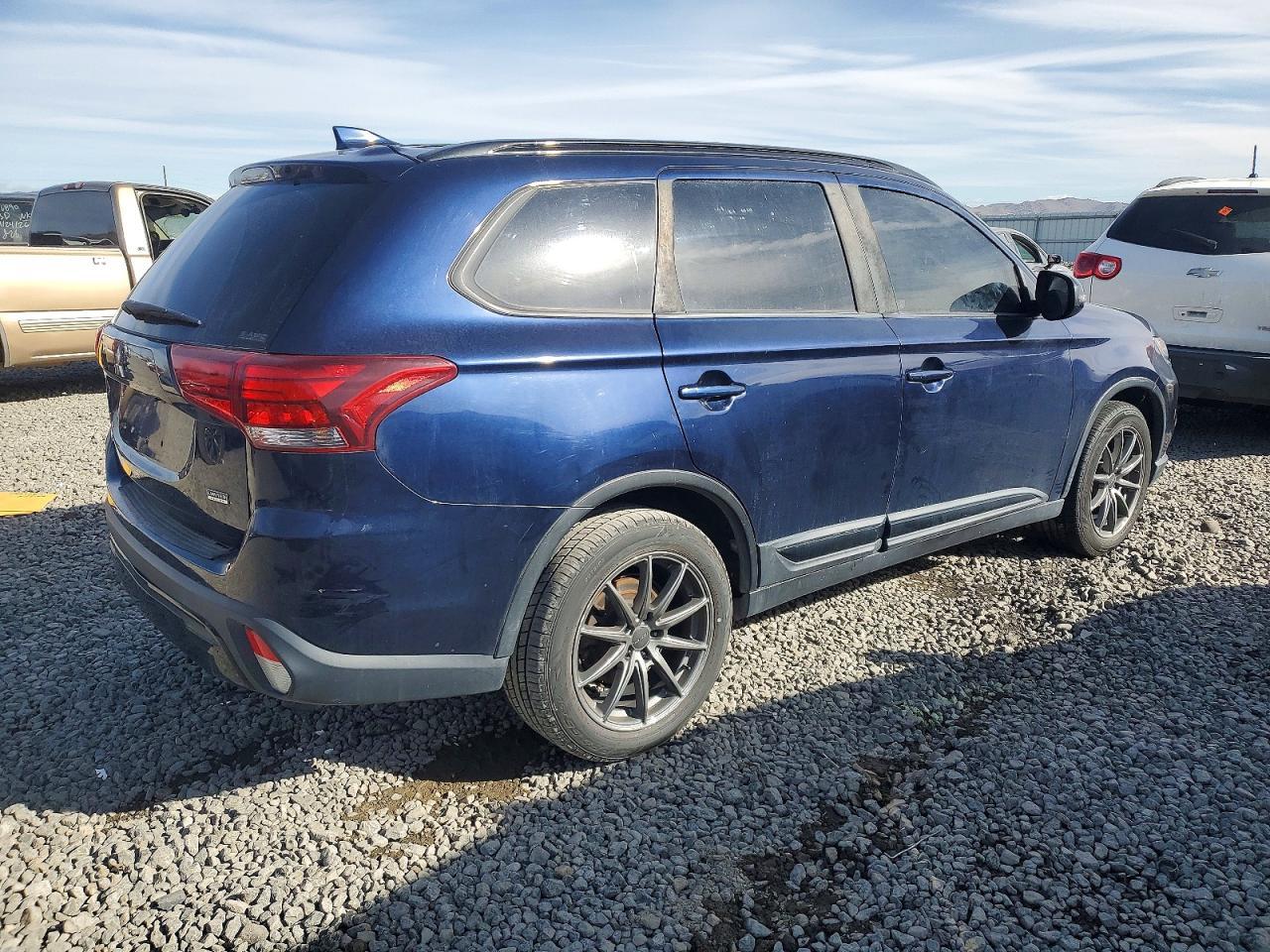 2020 Mitsubishi Outlander se