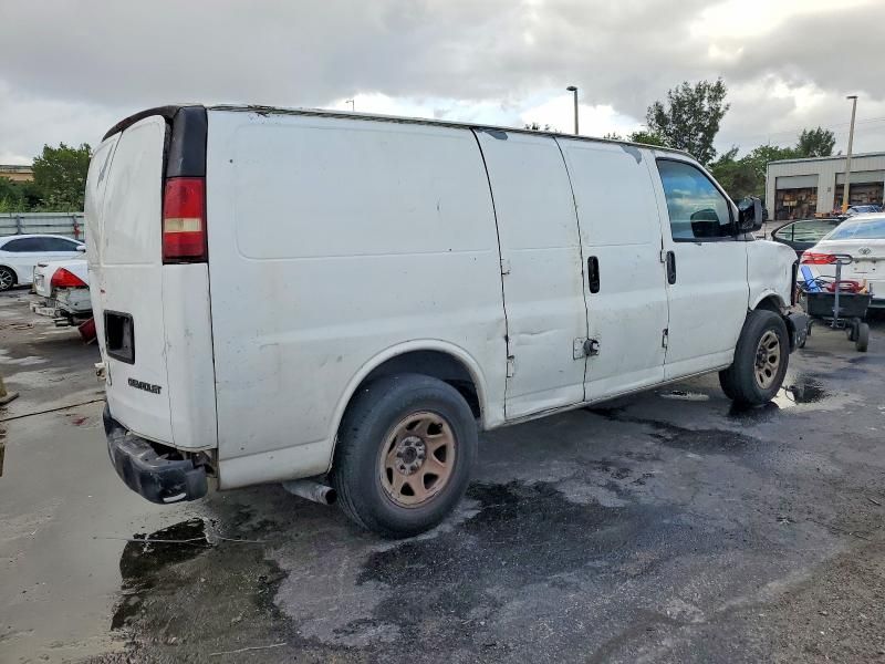 2005 Chevrolet Express 1500 Delivery van