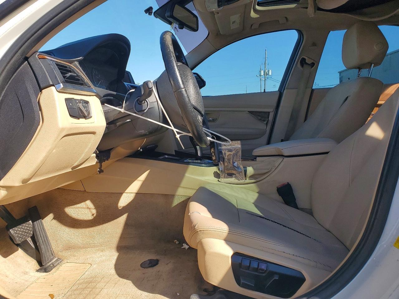 2014 BMW 320 i