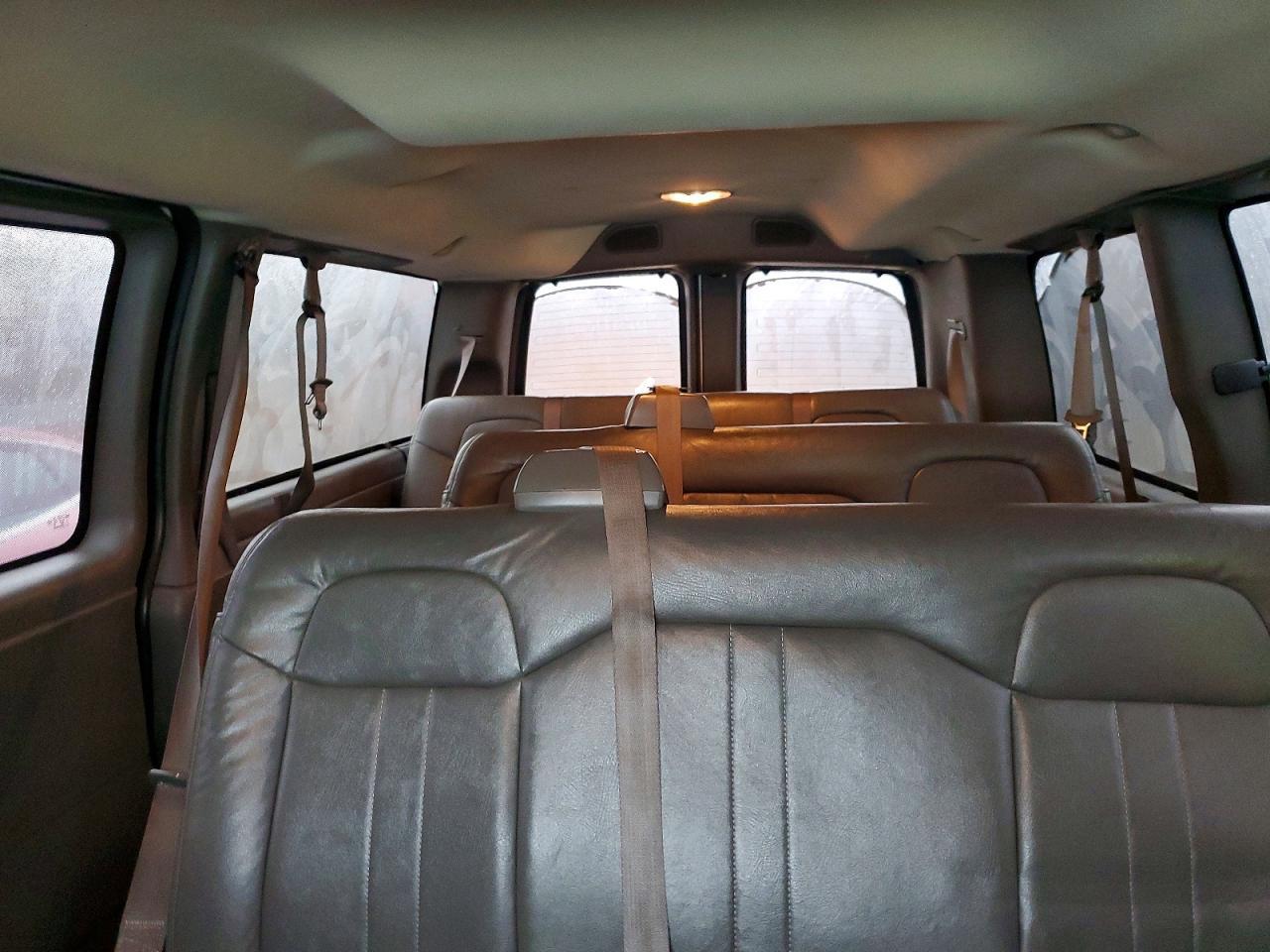 2013 GMC Savana G2500 ls