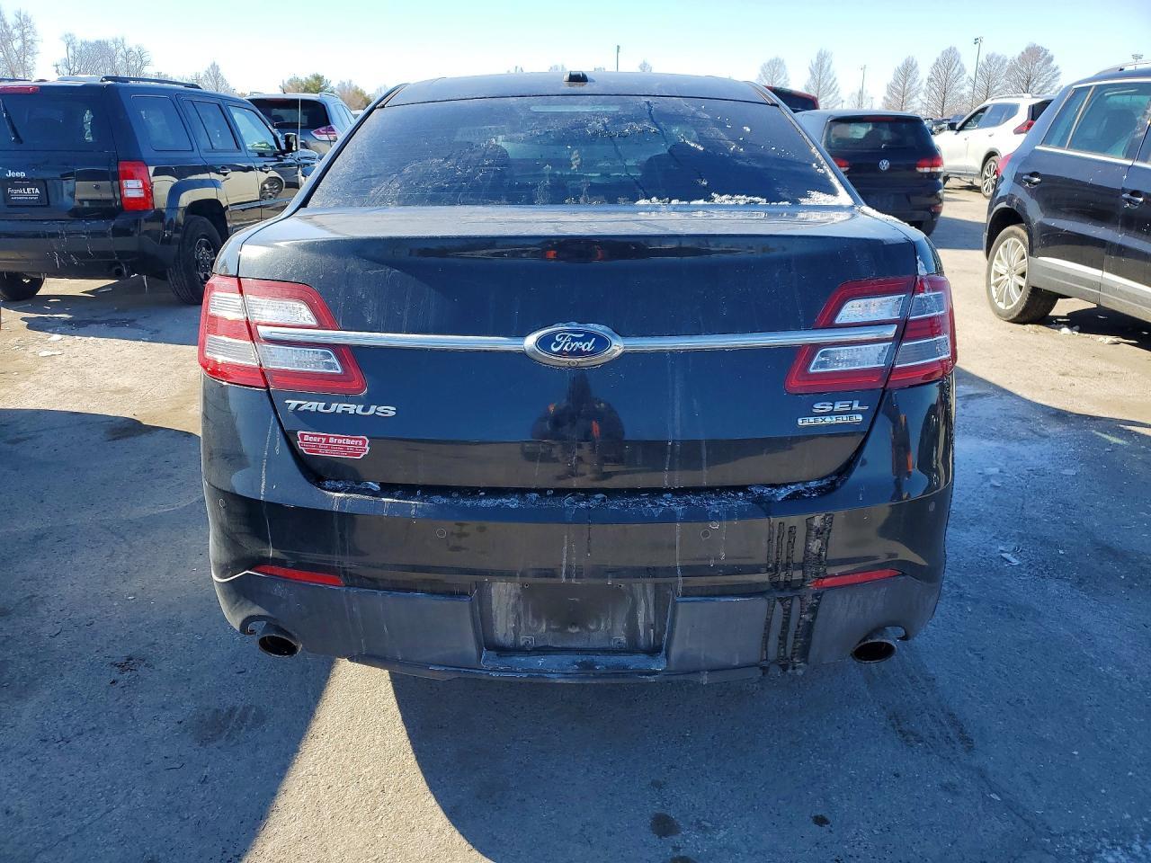 2014 Ford Taurus sel