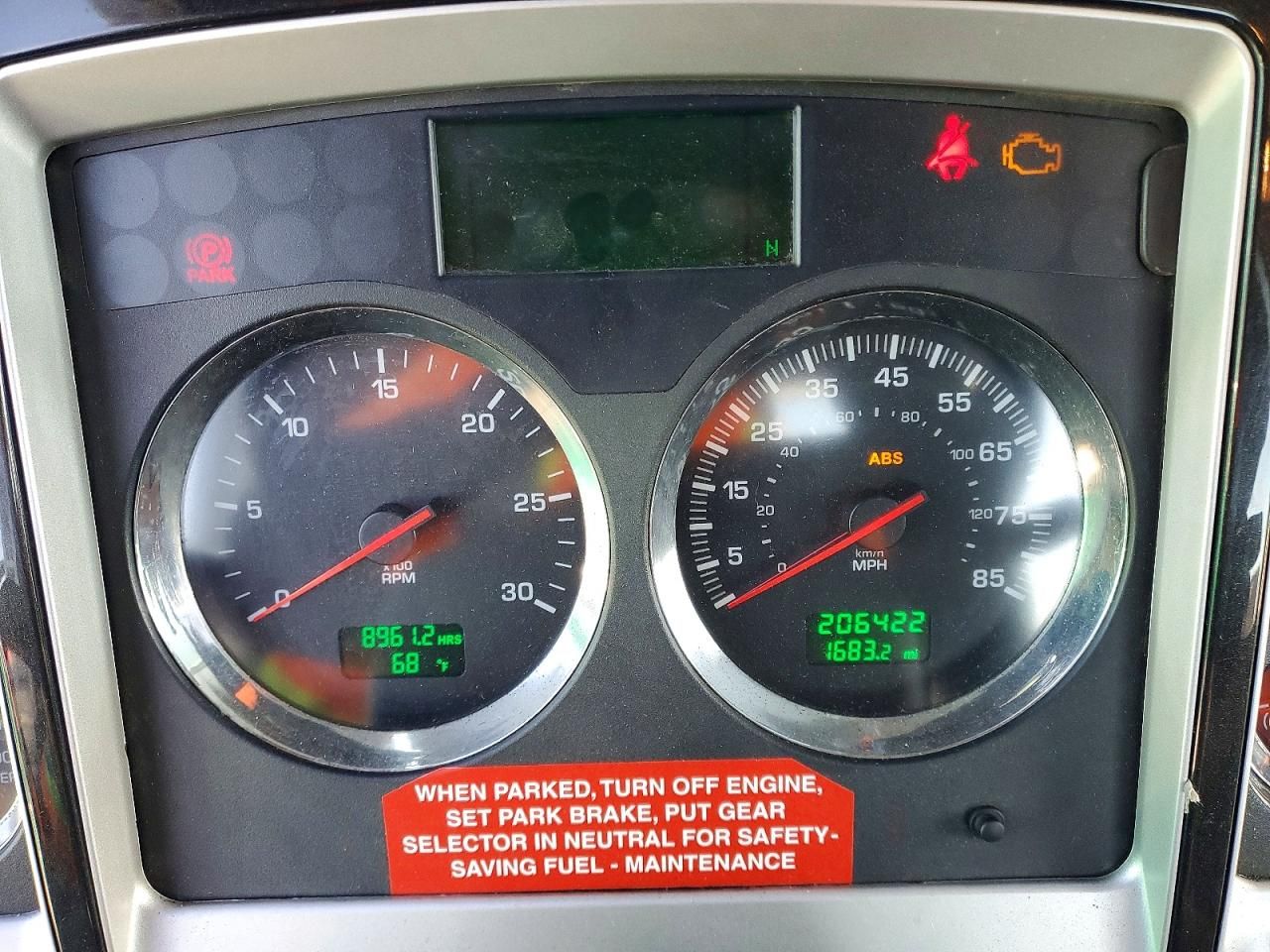 2015 Kenworth T400 Semi Truck