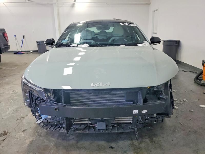2025 KIA K4 gt Line