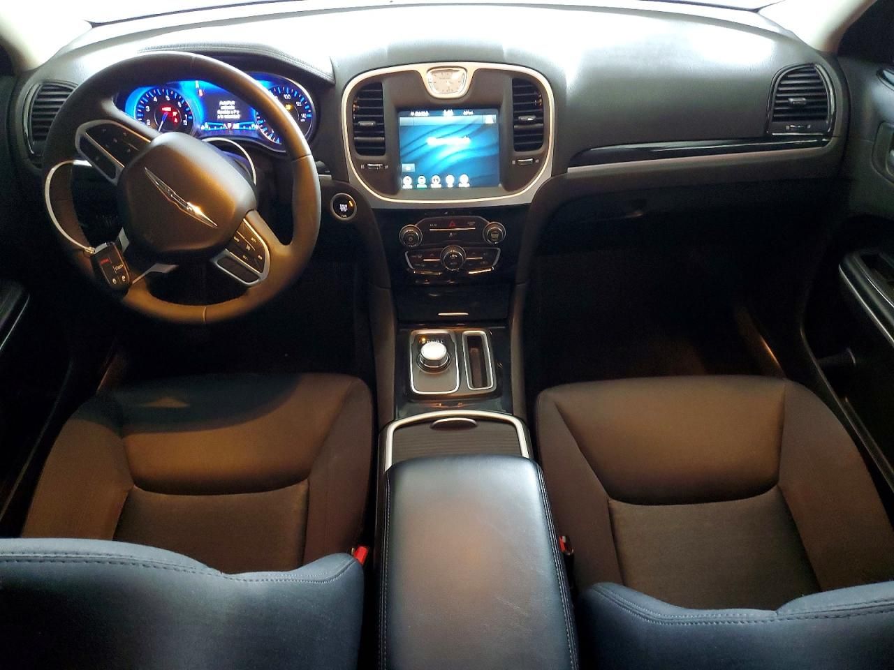 2023 Chrysler 300 Touring