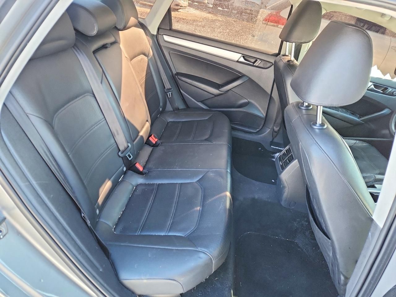 2013 Volkswagen Passat se