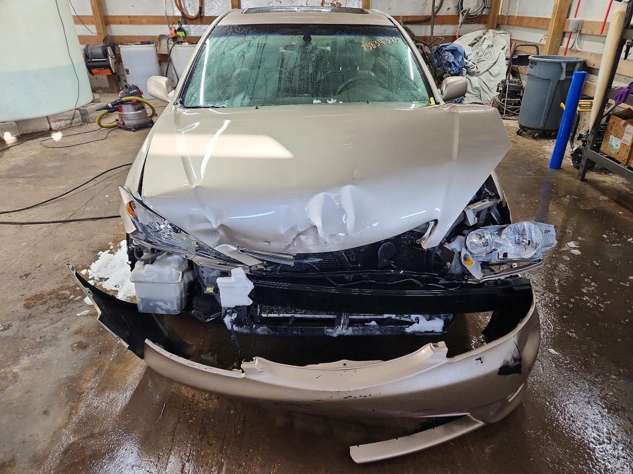 2005 Toyota Camry xle V6