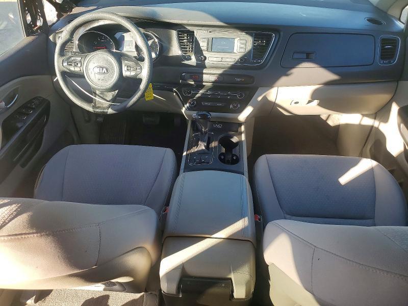 2016 KIA Sedona lx