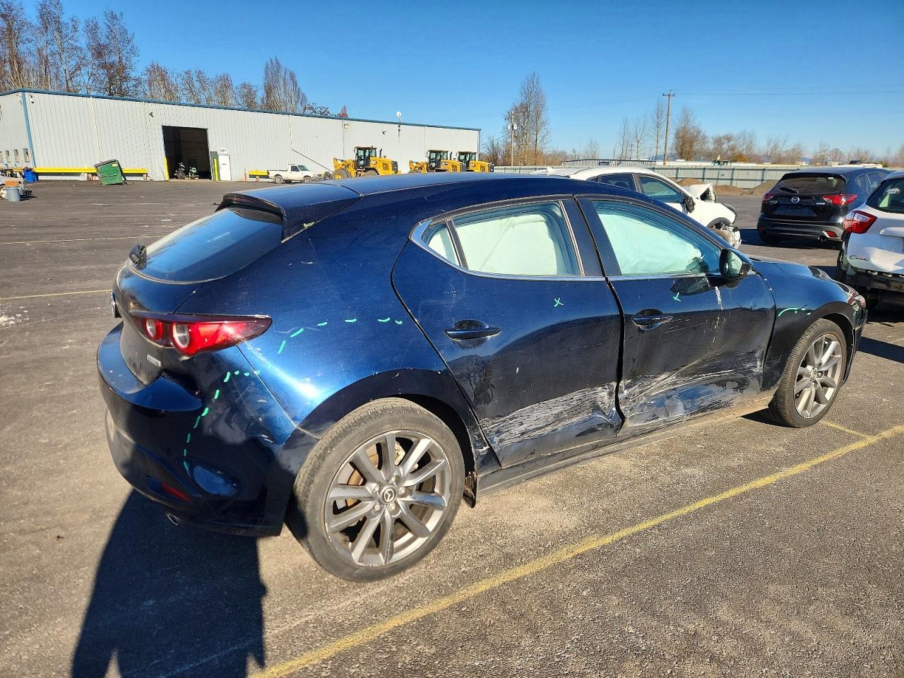 2022 Mazda 3 Select