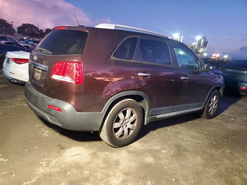 2013 KIA Sorento lx