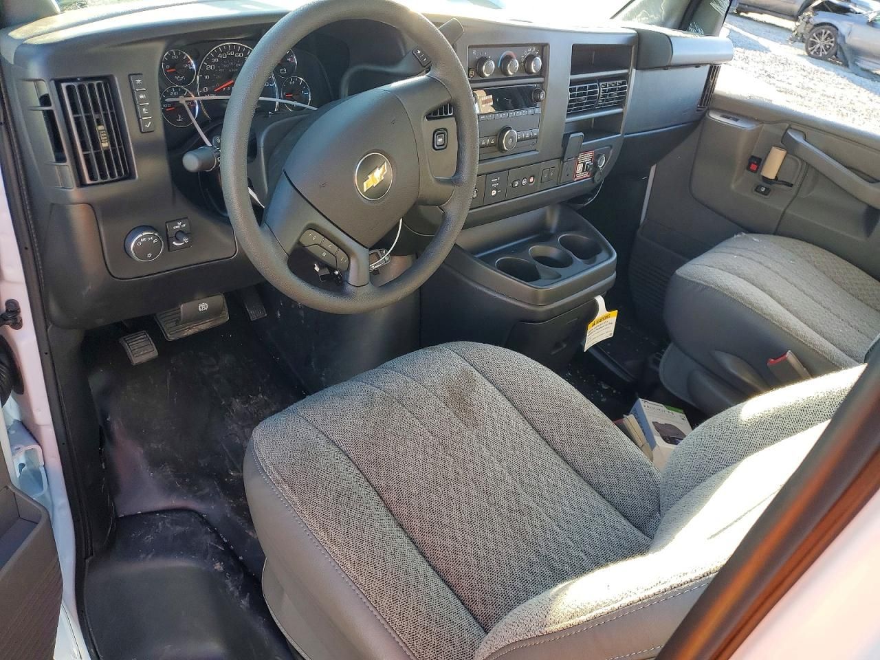 2025 Chevrolet Express G2500 Utility / Service Van