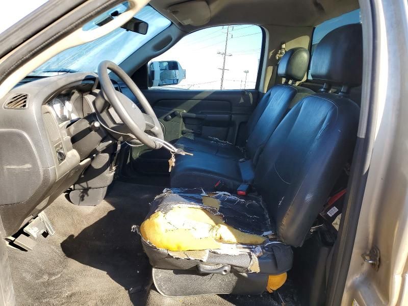 2005 Dodge RAM 1500 ST