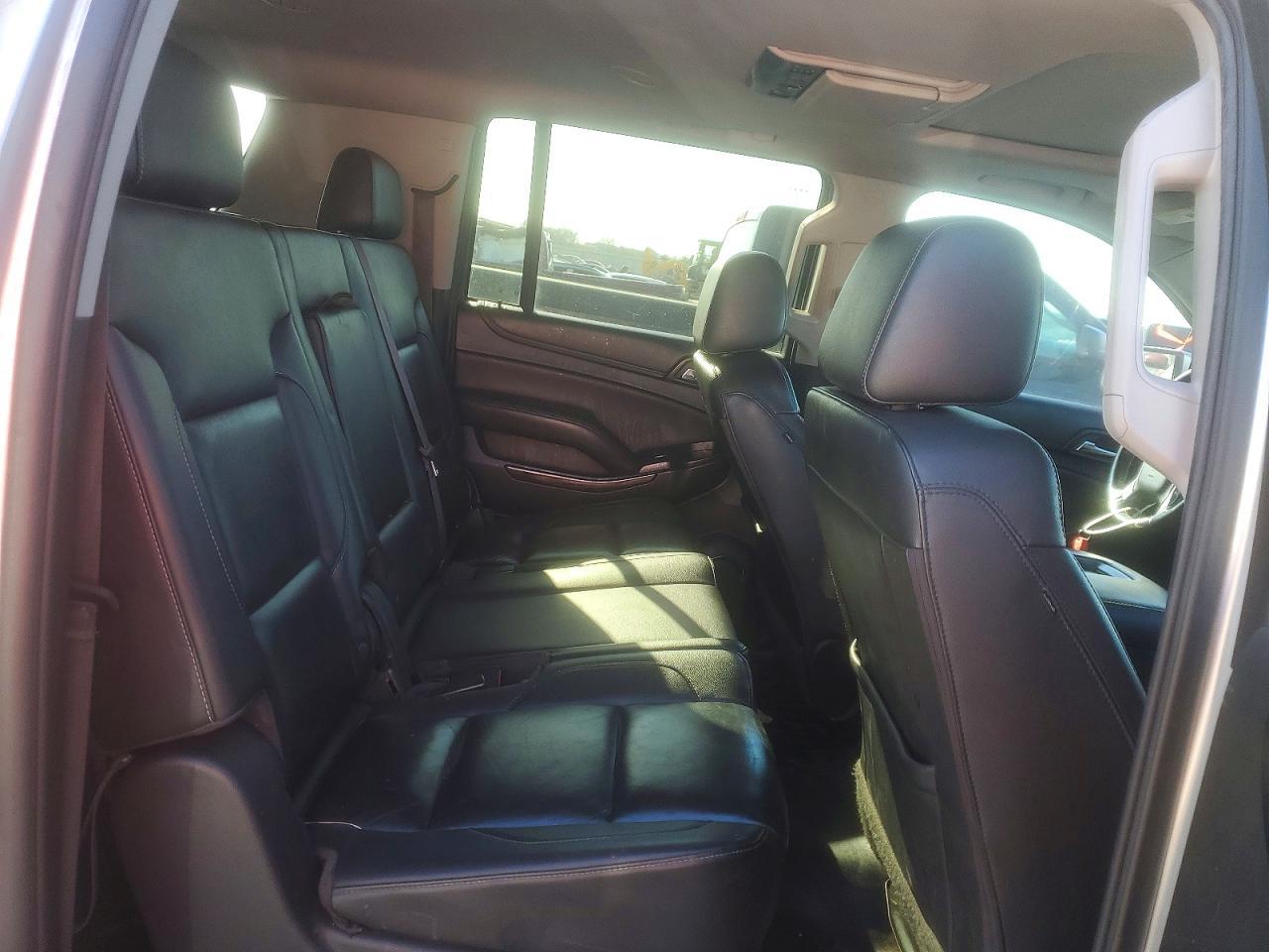 2016 Chevrolet Suburban K1500 lt